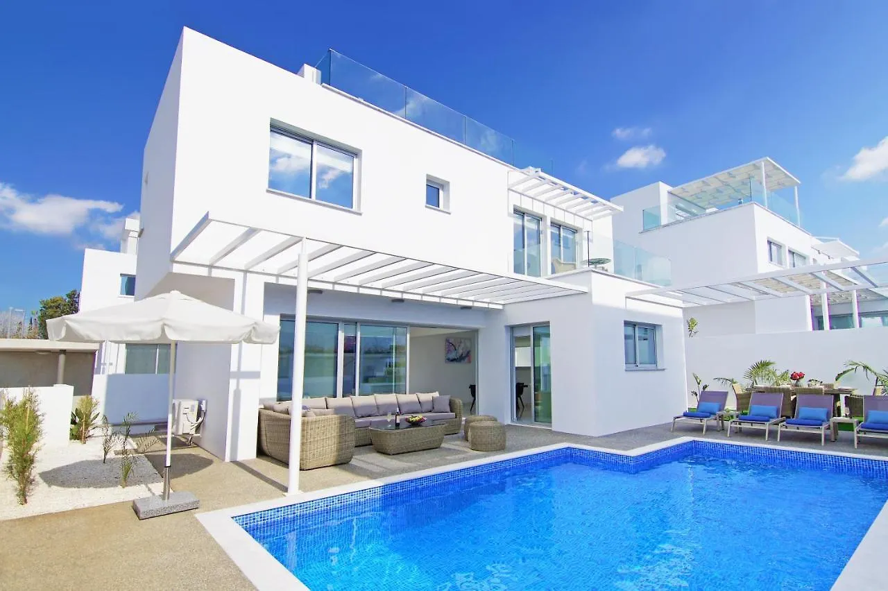 Villa Paradisia contacte
